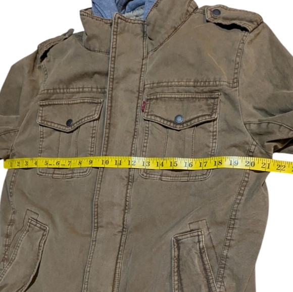 Levi’s Jacket Sherpa Lined Quilted Fleece Hood Trucker Durable Canvas Medium - Picture 8 of 9